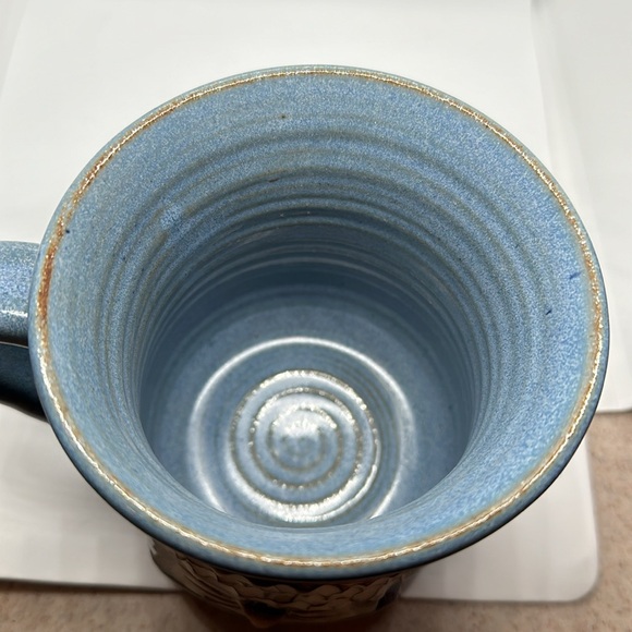 Mudworks Holiday coffee mug Cat with Santa Hat - Picture 4 of 4